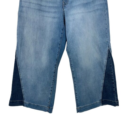 Time & Tru Womens High Rise Wide Leg Cropped Jeans SZ 18 Two Tone Stretch Denim - Picture 13 of 14